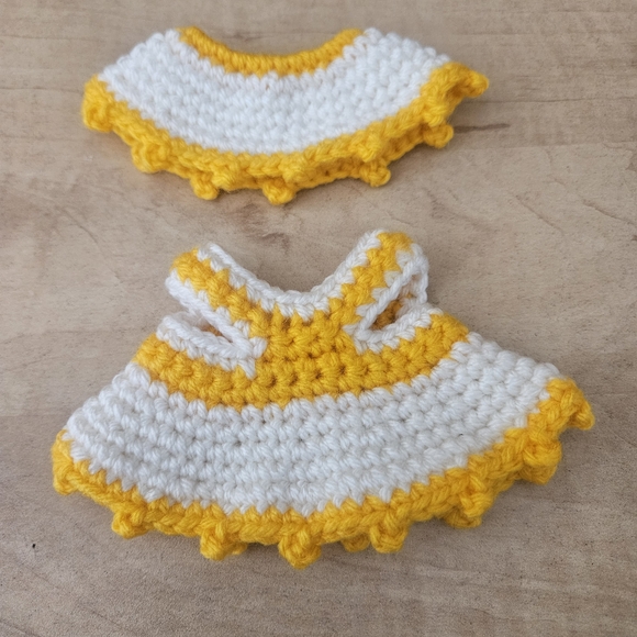 Crochet Outfit - Picture 3 of 4